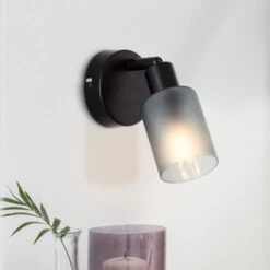 Brilliant Wandspot Loralie Schwarz Und Rauchglas