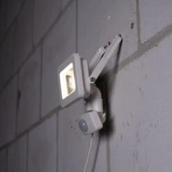 LED-Strahler 4000 K IP44 Sensor Sanan LED 10 W 1100 Lm Weiß 13 LED-Strahler 4000 K IP44 Sensor Sanan LED 10 W 1100 Lm Weiß -Heimdekoration Angebote 692706 11020200 03